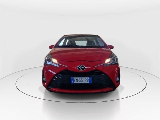 Usata Toyota Yaris Active 69 CV (50 kW) 2018 Rosso
