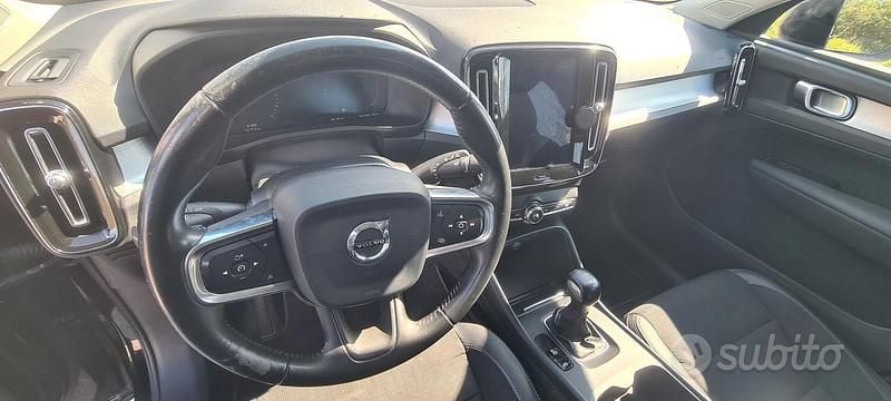Usata Volvo XC40 150 CV (110 kW) 2020 Nero SUV