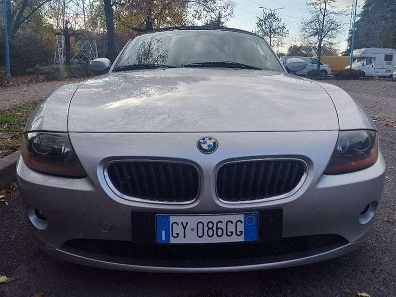 Usata BMW Z4 192 CV (141 kW) 2005 Argento Cabrio