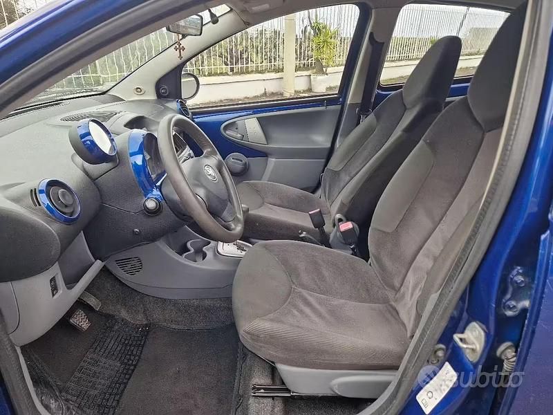 Usata Toyota Aygo Sol 68 CV (50 kW) 2007 Blu/azzurro Utilitaria