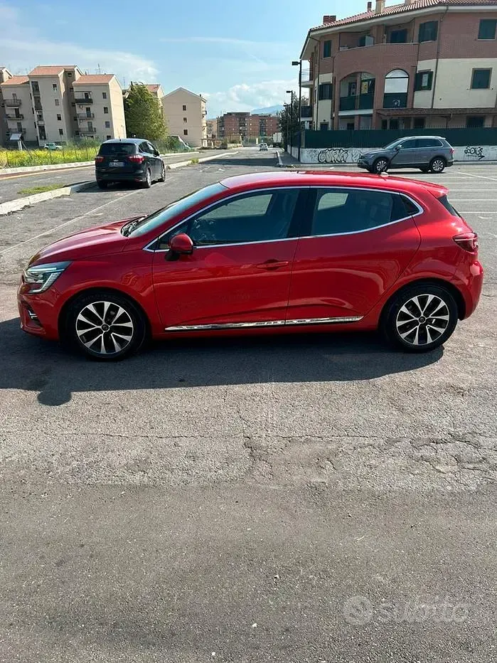 Usata Renault Clio V 101 CV (74 kW) 2020 Rosso Berlina