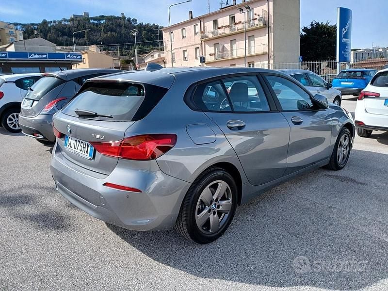 Usata BMW 116 Advantage 116 CV (85 kW) 2022 Grigio Utilitaria