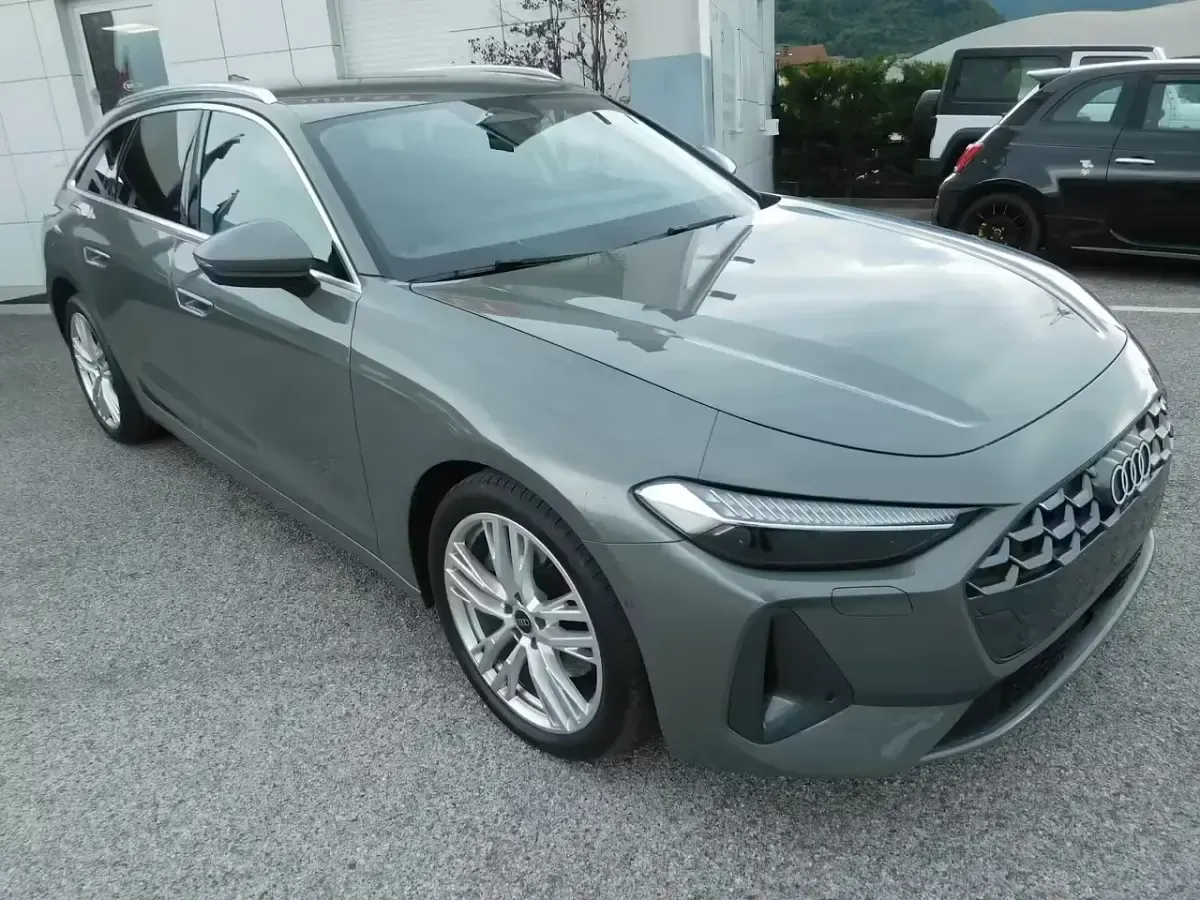 Usata Audi A5 Advanced Plus 204 CV (150 kW) 2025 Grigio Station wagon