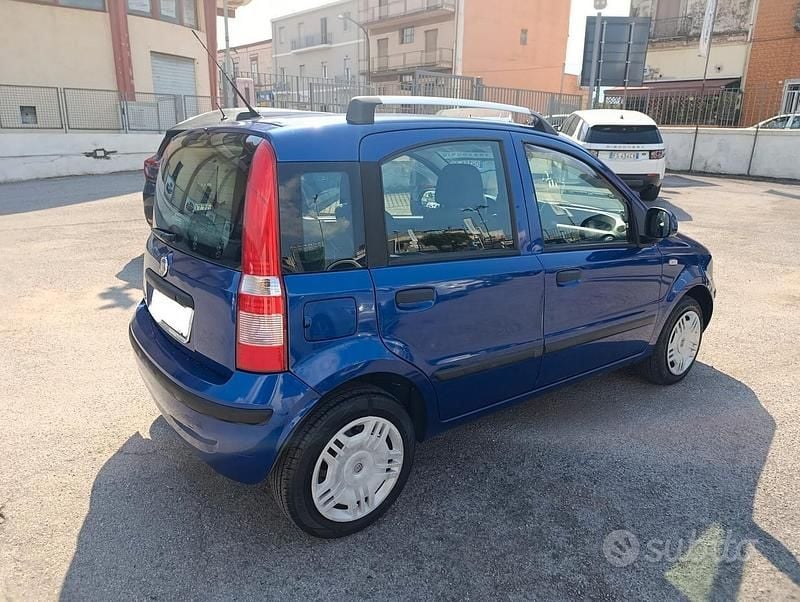 Usata Fiat Panda Dynamic 60 CV (44 kW) 2010 Blu Utilitaria