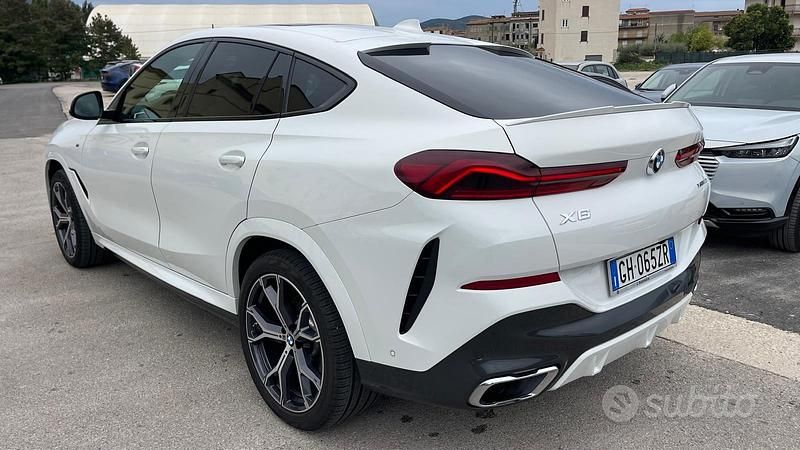 Usata BMW X6 M Sport 286 CV (210 kW) 2022 Bianco SUV