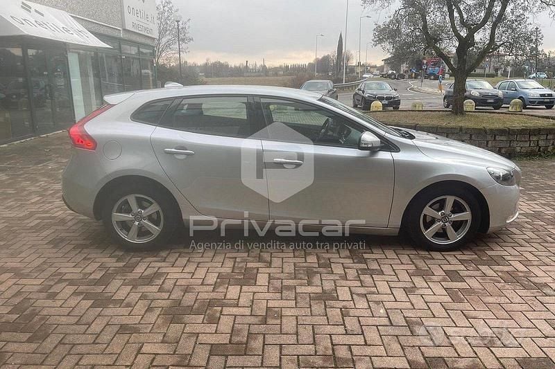 Usata Volvo V40 Business Edition 115 CV (84 kW) 2015 Grigio Berlina
