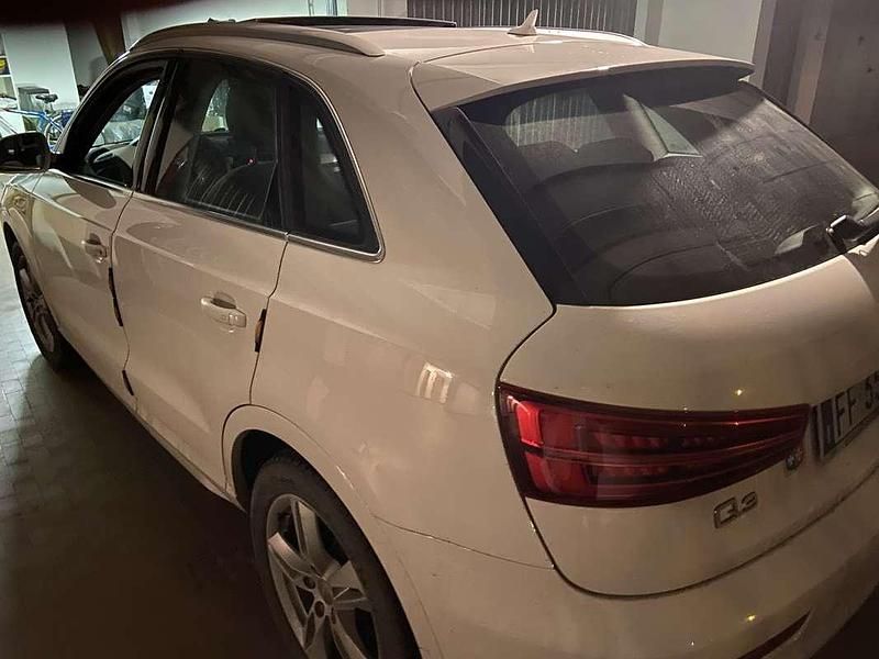 Käytetty Audi Q3 Ambiente 150 HP (110 kW) 2016 Katumaasturi