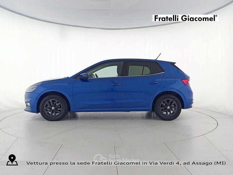 Usata Skoda Fabia Ambition 80 CV (58 kW) 2022 Blu race metallizzato Berlina