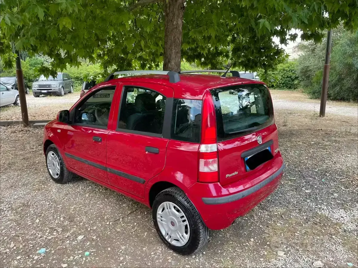 Usata Fiat Panda Climbing 60 CV (44 kW) 2010 Rosso Utilitaria
