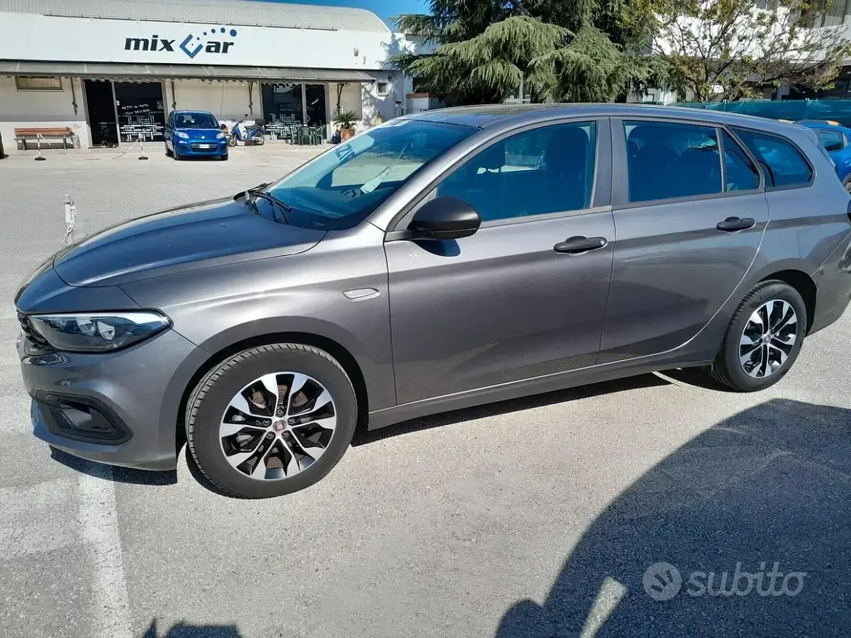 Usata Fiat Tipo City Life 120 CV (88 kW) 2021 Grigio Station wagon