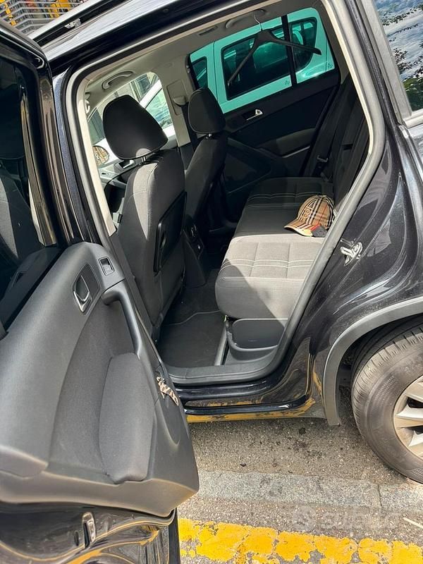 Usata VW Tiguan Sport 140 CV (102 kW) 2011 Nero SUV