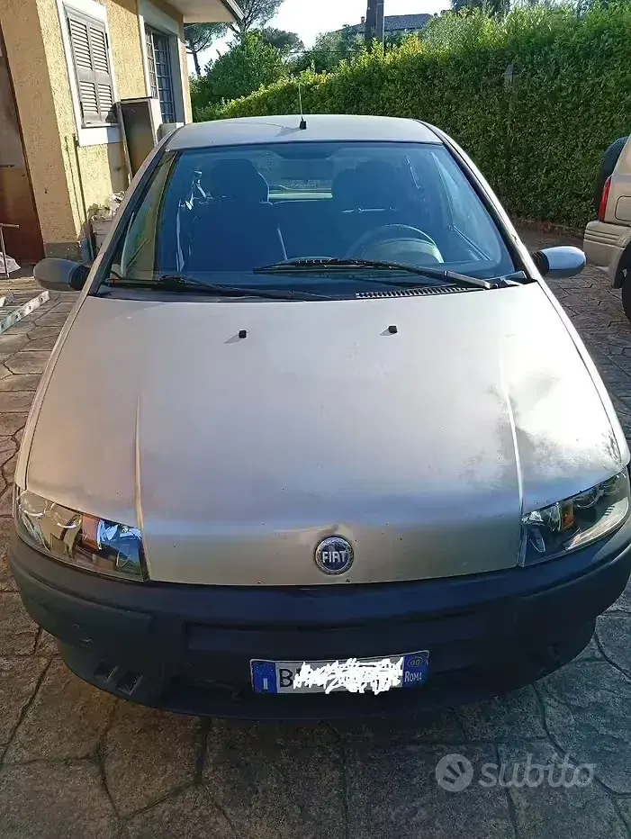 Usata Fiat Punto 80 CV (58 kW) 2000 Grigio Utilitaria