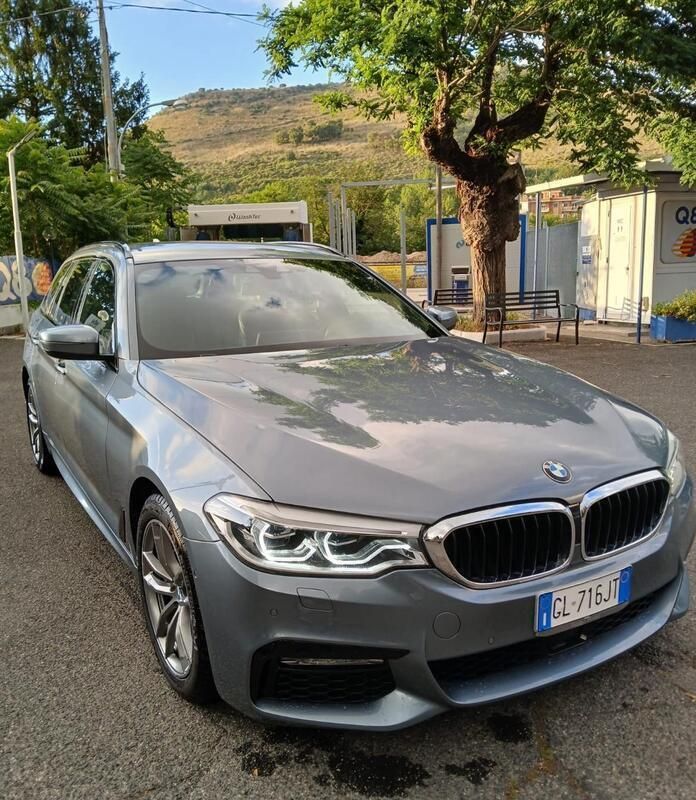 Usado BMW 530 M Sport 265 HP (194 kW) 2017 Cinzento Carrinha