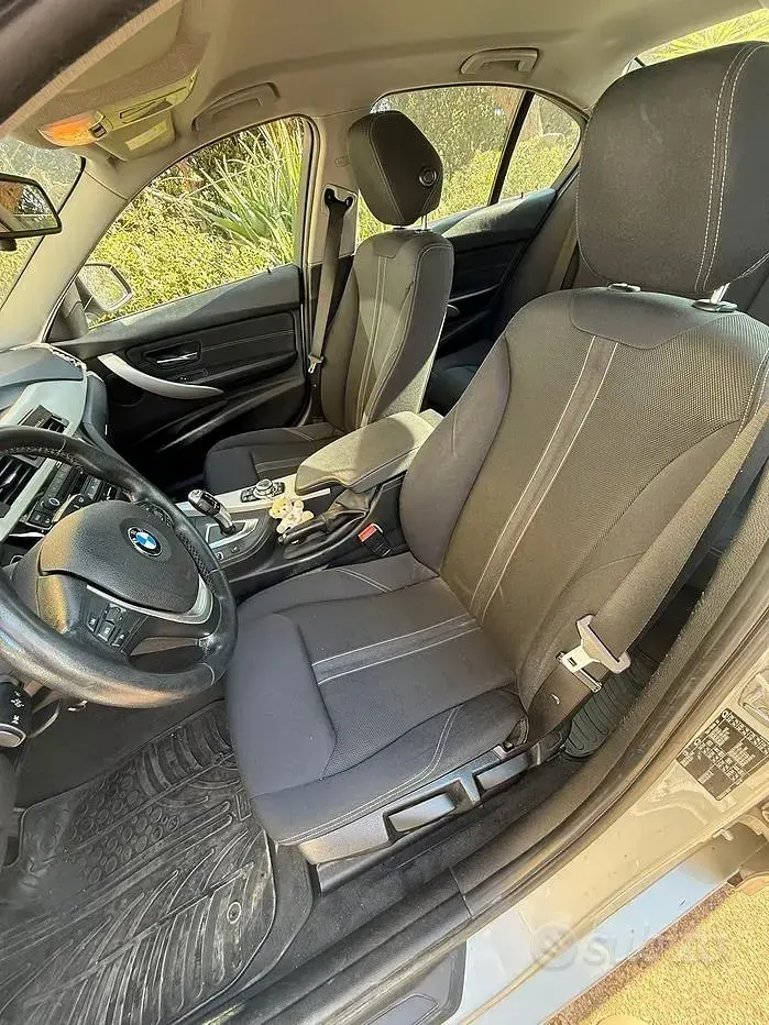 Usata BMW 318 150 CV (110 kW) 2016 Berlina