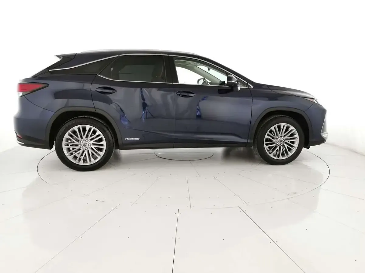 Usata Lexus RX450h Luxury Line 313 CV (230 kW) 2022 Blu/azzurro SUV