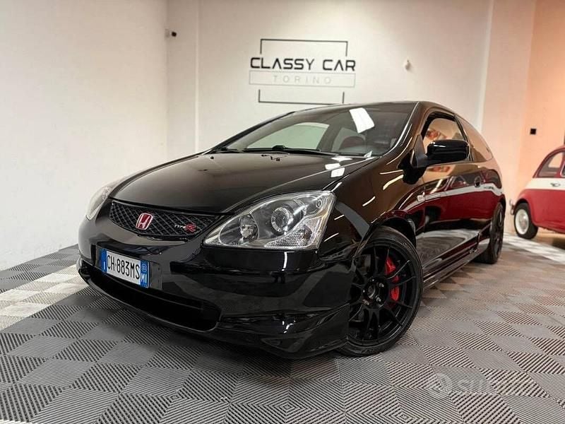 Usata Honda Civic Type R 200 CV (147 kW) 2003 Nero Berlina