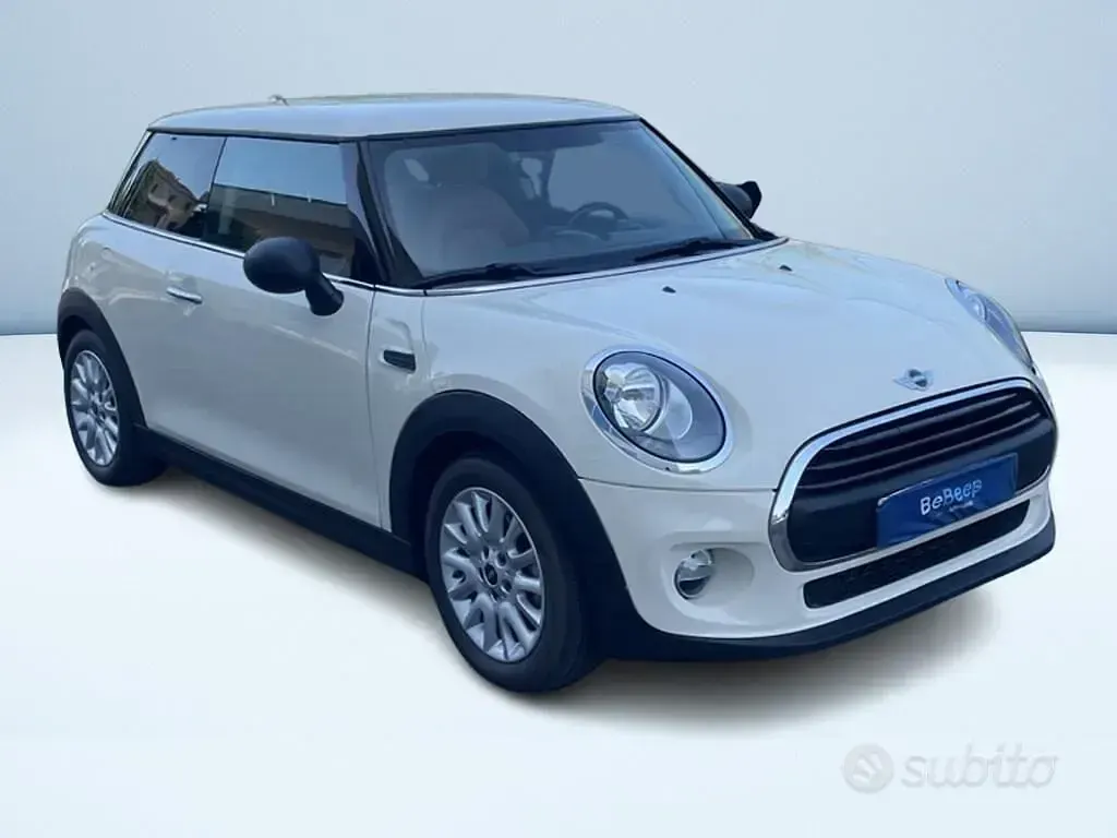 Usata Mini ONE 75 CV (55 kW) 2015 Marrone Utilitaria