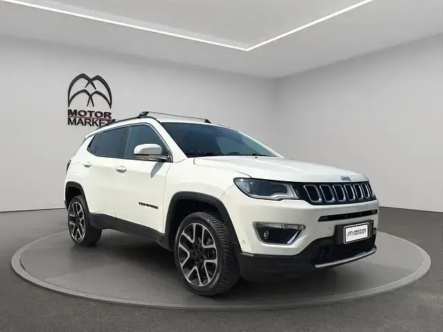 Usata Jeep Compass Limited 140 CV (102 kW) 2018 Bianco SUV