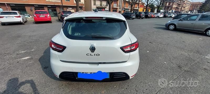Usata Renault Clio IV Intens 75 CV (55 kW) 2019 Bianco Utilitaria