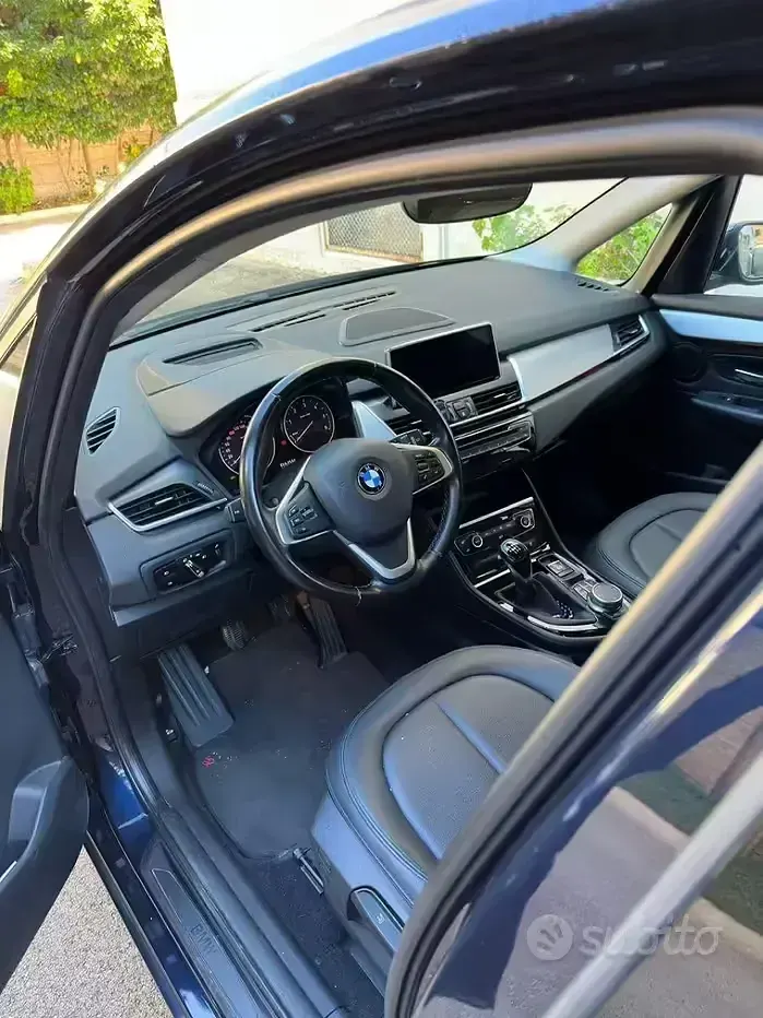 Usata BMW 214 Active Tourer Advantage 95 CV (69 kW) 2016 Bluazzurro Monovolume