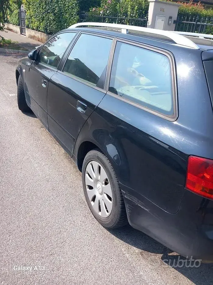 Usata Audi A4 140 CV (102 kW) 2008 Nero Station wagon