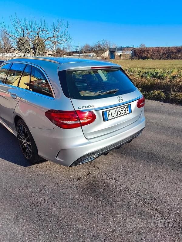 Usata Mercedes C200 136 CV (100 kW) 2017 Grigio Station wagon