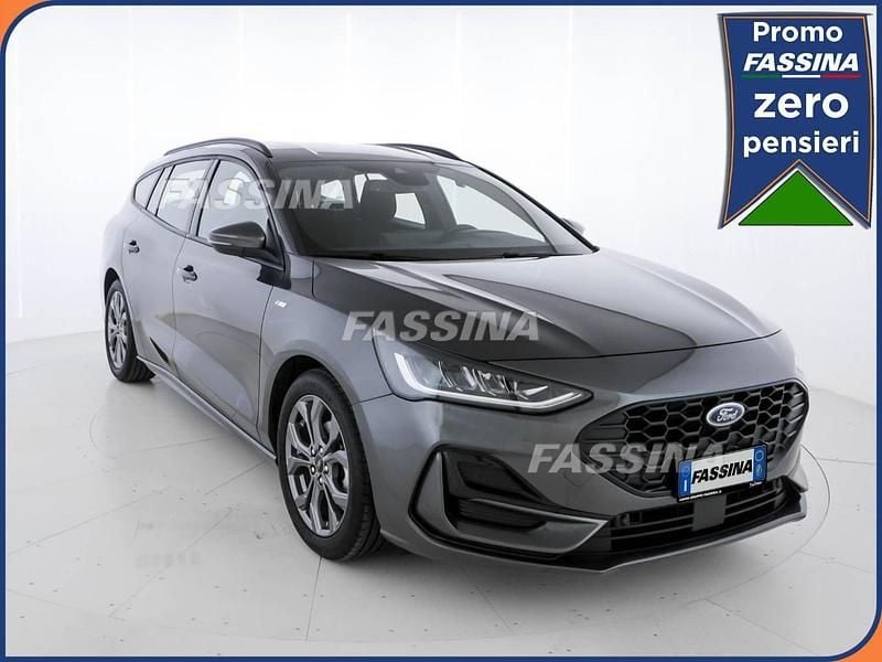 Grigio Usata 2023 Ford Focus ST-Line Station wagon | 18.800 € (Buon prezzo) - Immagine 1/4