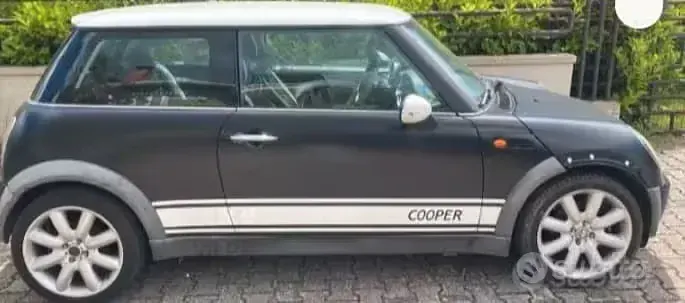 Usata Mini Cooper 116 CV (85 kW) 2001 Utilitaria