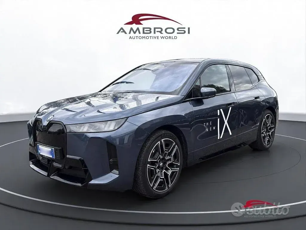 Usata BMW iX Comfort Edition 300 kW (408 CV) 2025 SUV