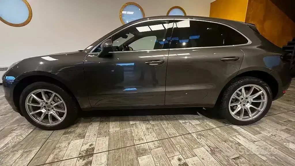 Gebraucht Porsche Macan 250 PS (183 kW) 2015 Grau SUV