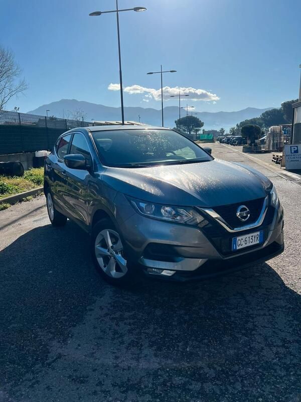 Usata Nissan Qashqai 149 CV (109 kW) 2020 Grigio SUV