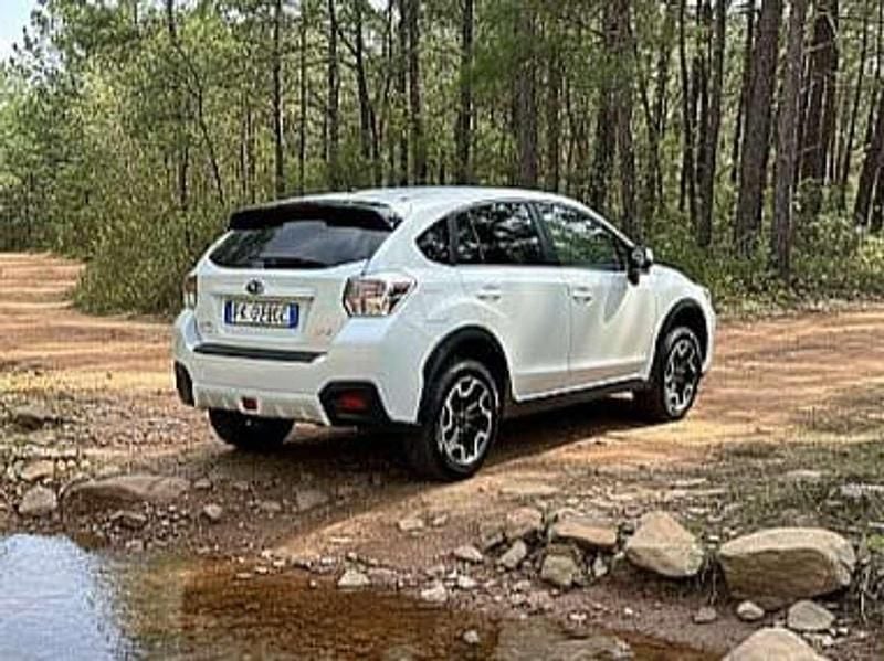Usata Subaru XV Style 114 CV (83 kW) 2017 Bianco SUV
