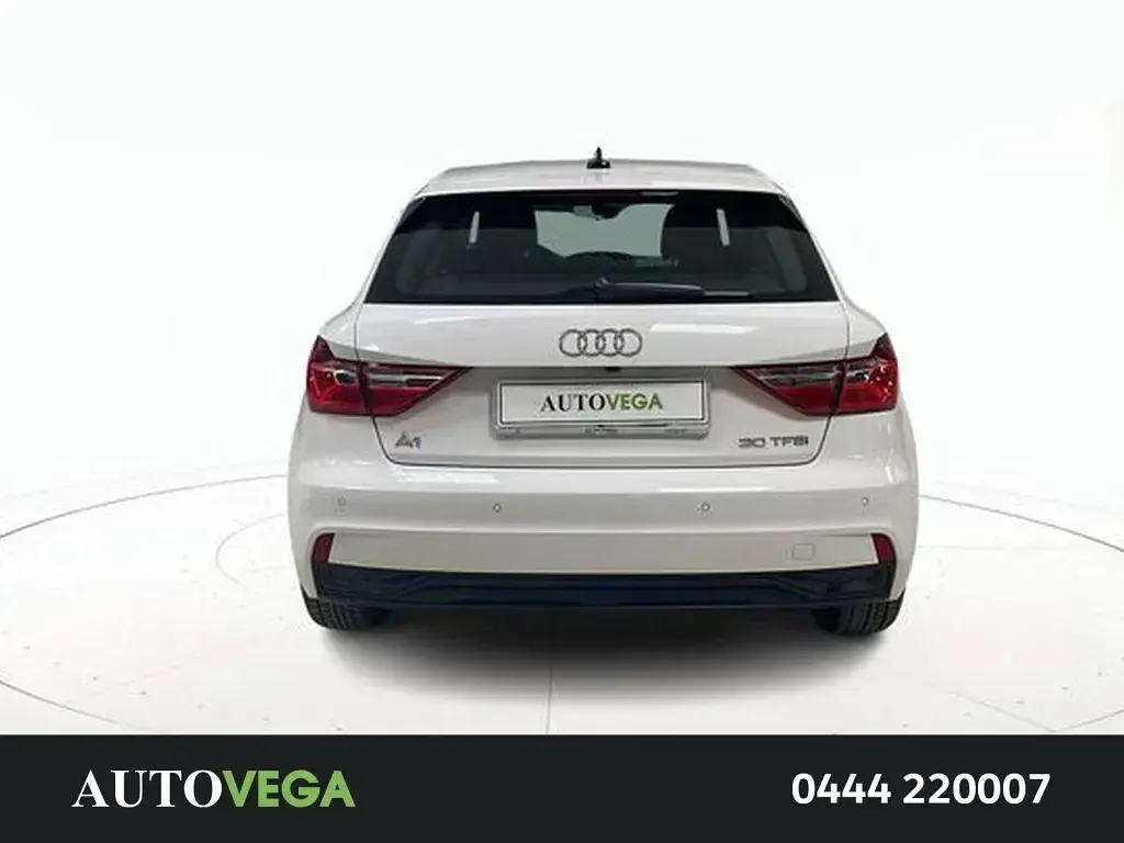 Usata Audi A1 Sportback Advanced Plus 110 CV (80 kW) 2023 Bianco / pastello Utilitaria