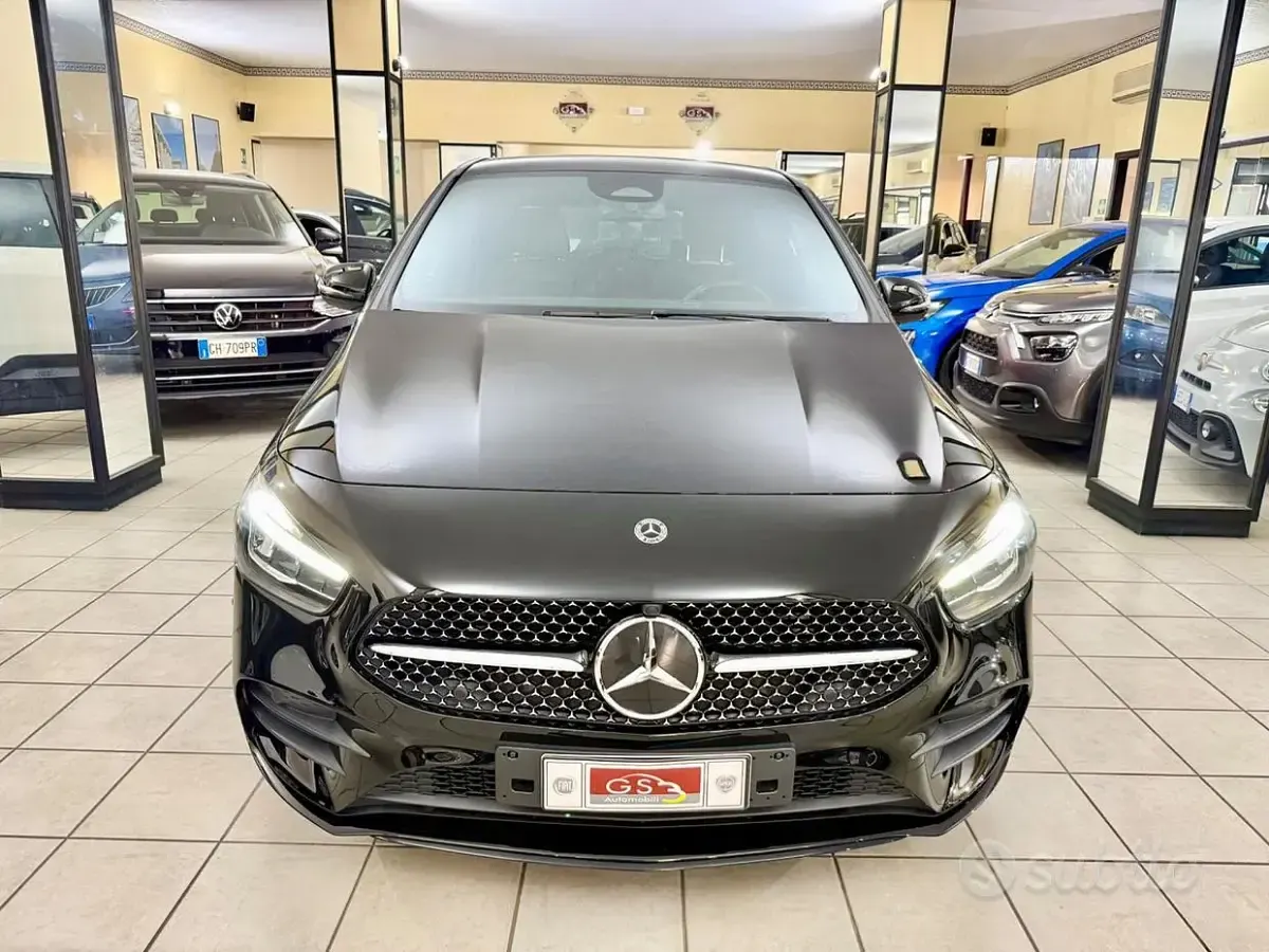 Usata Mercedes B180 Advanced Plus 116 CV (85 kW) 2023 Nero Utilitaria
