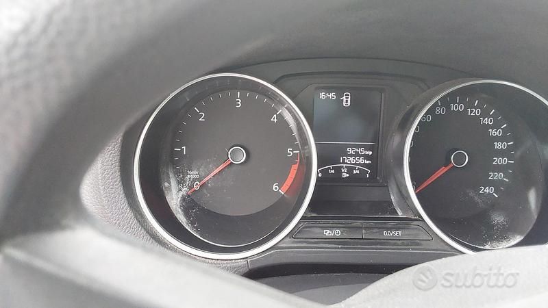 Usata VW Polo 75 CV (55 kW) 2014 Nero Berlina