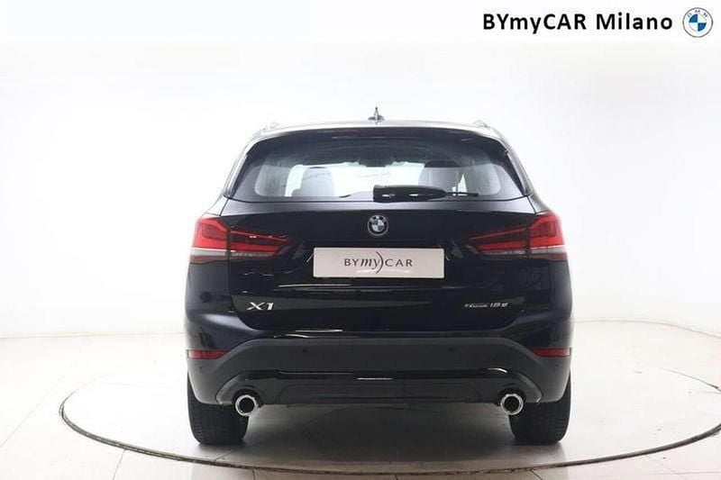 Usata BMW X1 Advantage 150 CV (110 kW) 2022 Black pastello SUV