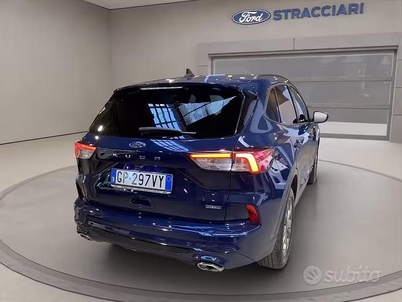 Usata Ford Kuga ST-Line 225 CV (165 kW) 2023 Blu SUV