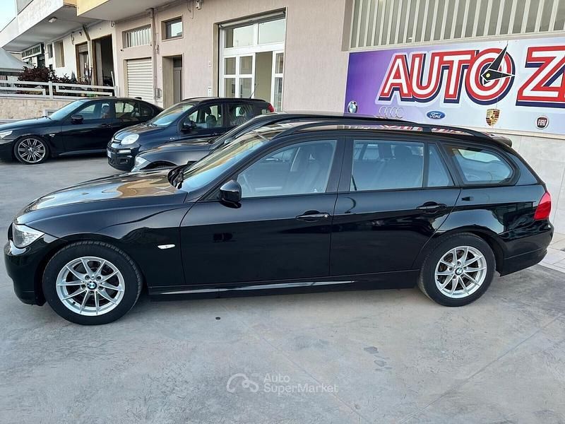 Usata BMW 320 177 CV (130 kW) 2010 Nero Station wagon