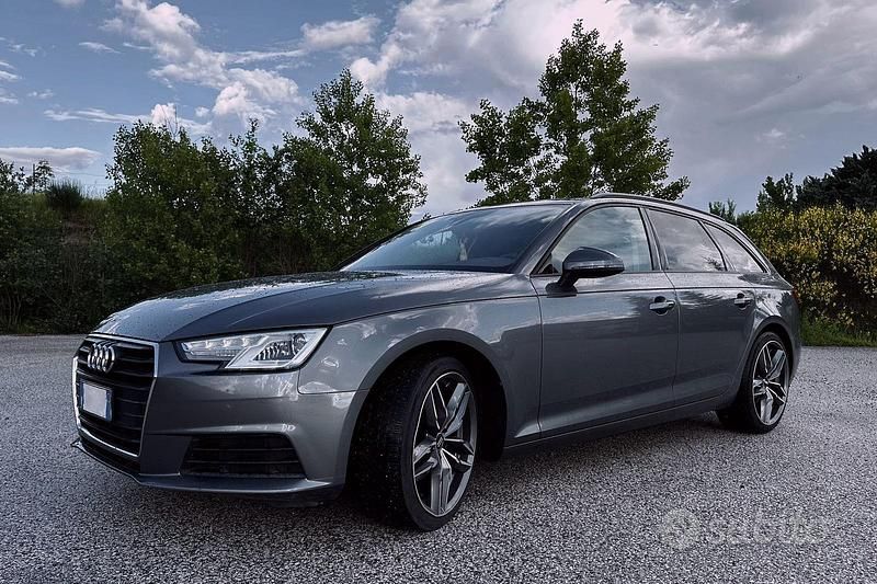 Usata Audi A4 150 CV (110 kW) 2017 Grigio Station wagon