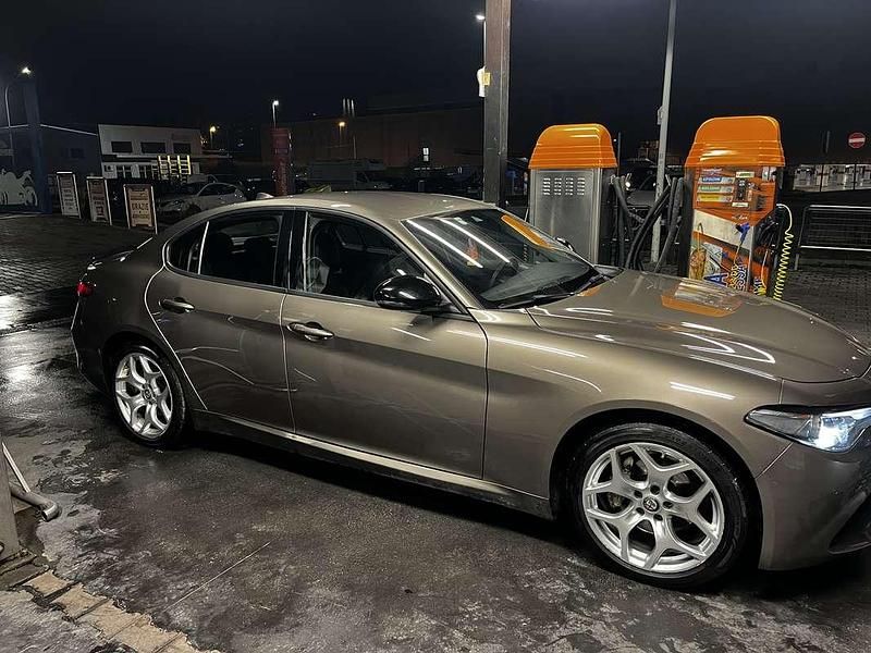 Usata Alfa Romeo Giulia Executive 160 CV (117 kW) 2019 Berlina