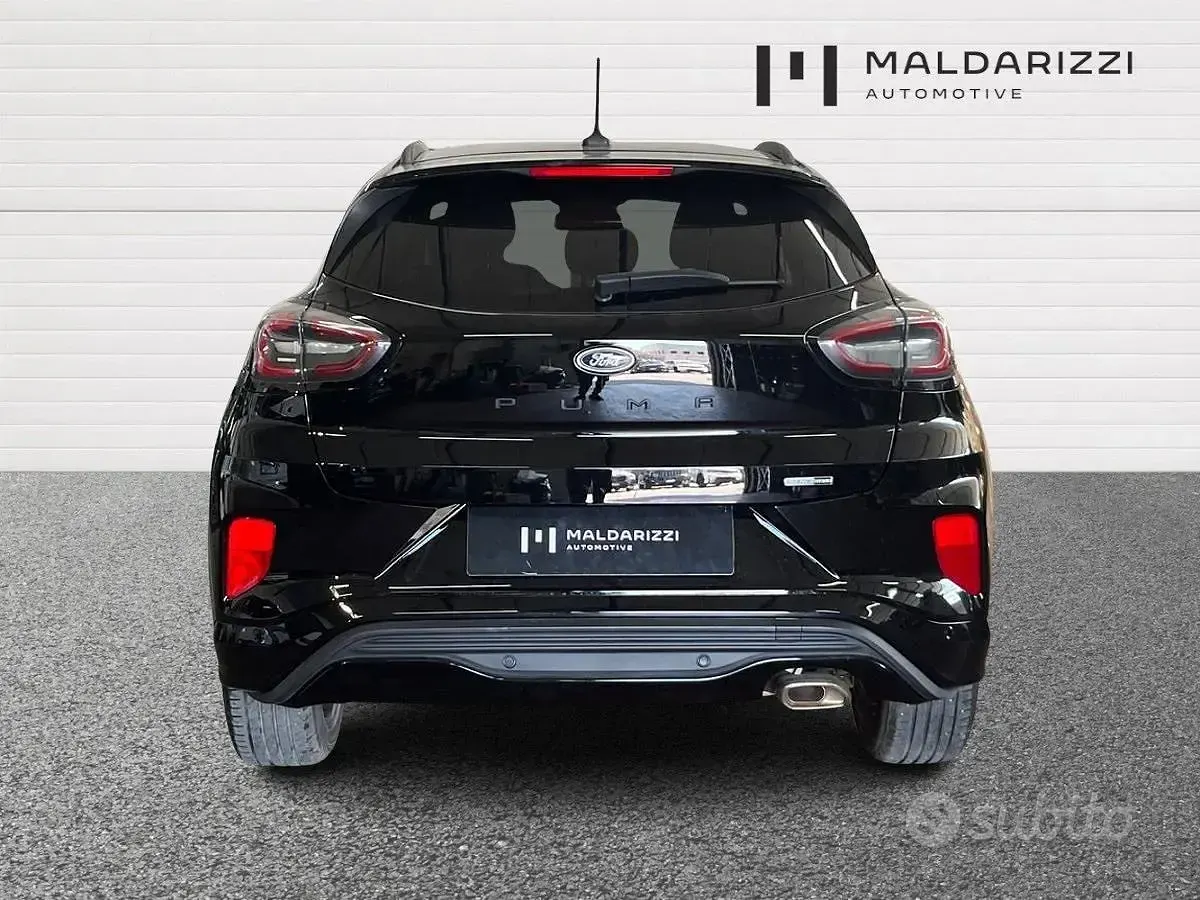 Usata Ford Puma ST-Line 125 CV (91 kW) 2020 Nero SUV