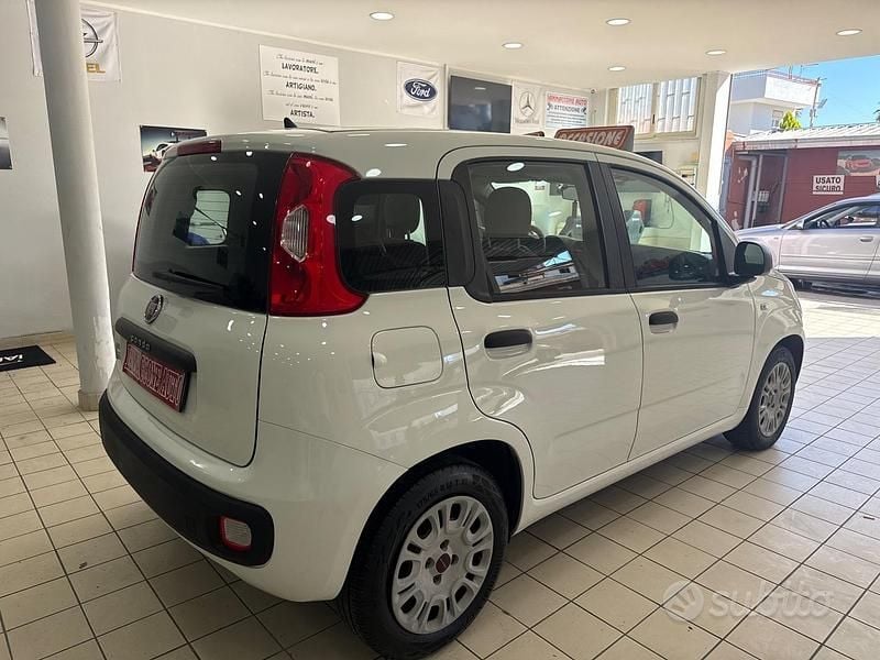 Usata Fiat Panda 69 CV (50 kW) 2015 Bianco Berlina