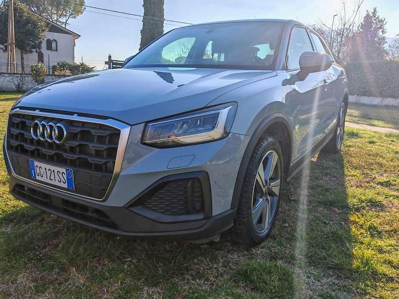 Grigio Usata 2022 Audi Q2 Admired SUV | 20.900 € (Super prezzo) - Immagine 1/4