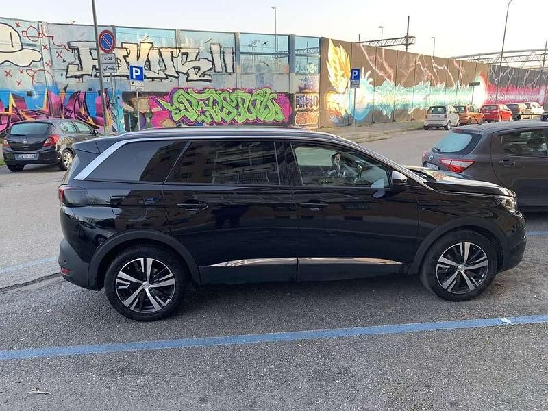 Usata Peugeot 5008 Active 131 CV (96 kW) 2020 Nero SUV