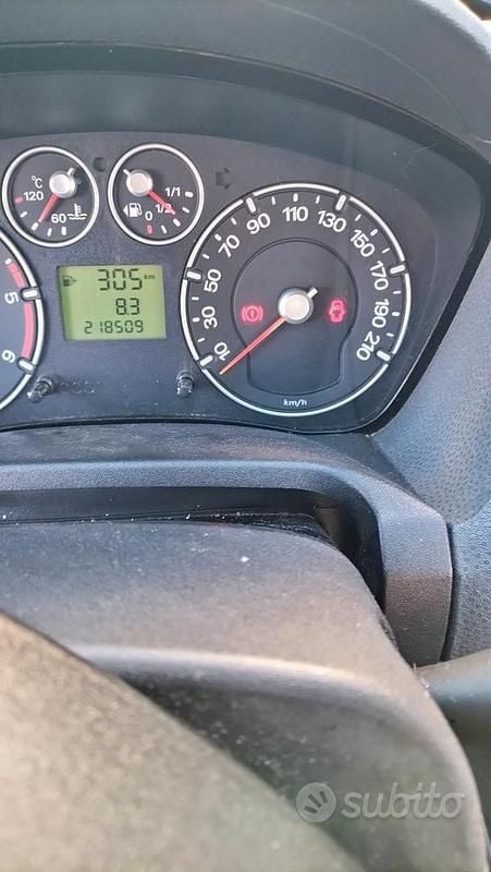 Usata Ford Fiesta 2007 Nero Utilitaria