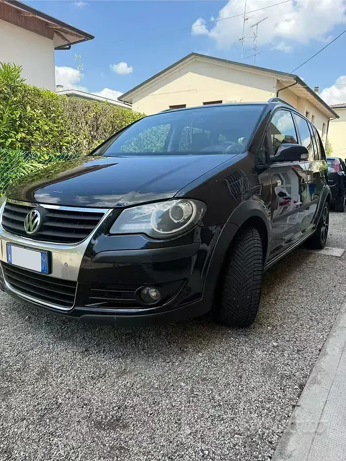 Usata VW Touran Cross 140 CV (102 kW) 2008 Nero Monovolume