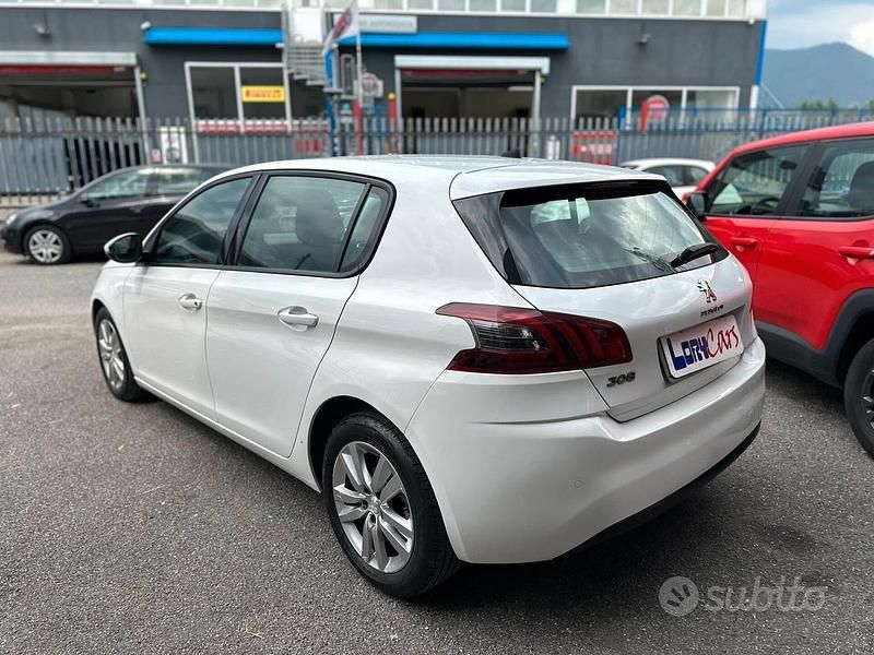 Usata Peugeot 308 Business-Line 101 CV (74 kW) 2019 Bianco Berlina
