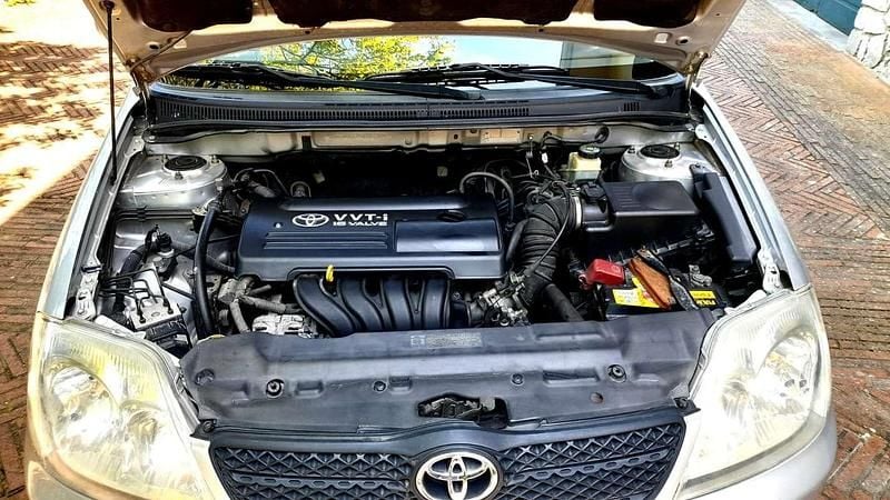 Usata Toyota Corolla 110 CV (80 kW) 2003 Grigio Station wagon