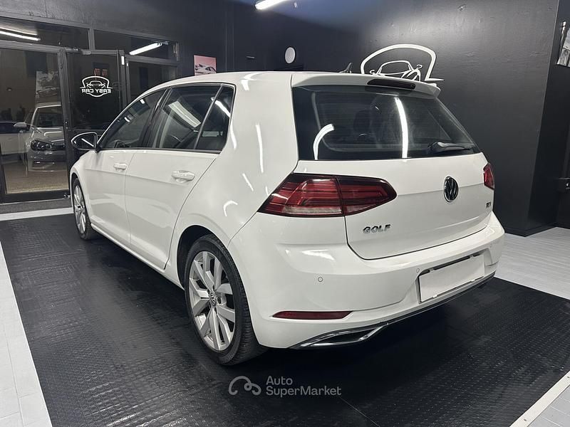 Usata VW Golf VII Highline 116 CV (85 kW) 2017 Bianco Berlina