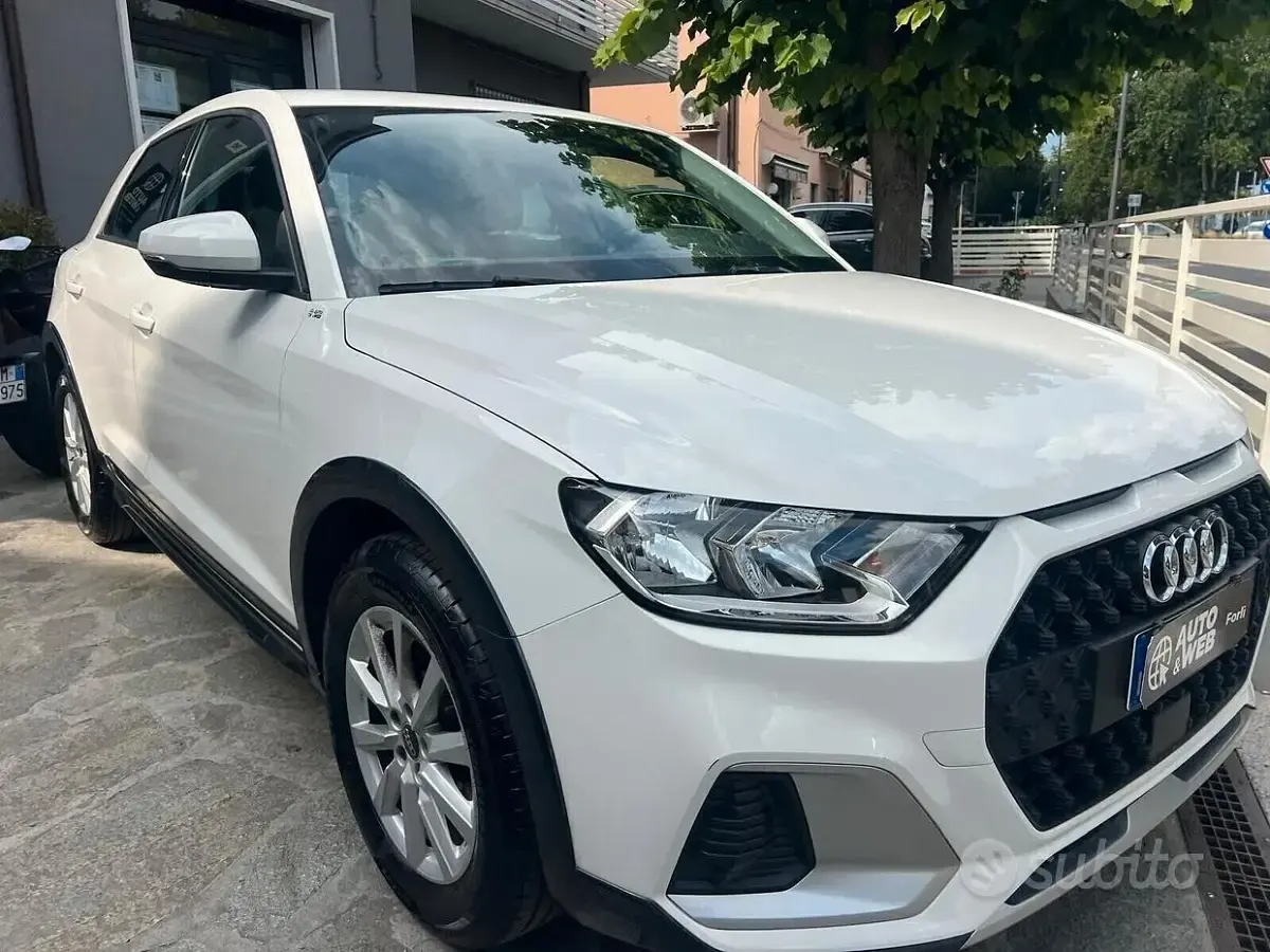 Usata Audi A1 Business 116 CV (85 kW) 2024 Bianco SUV